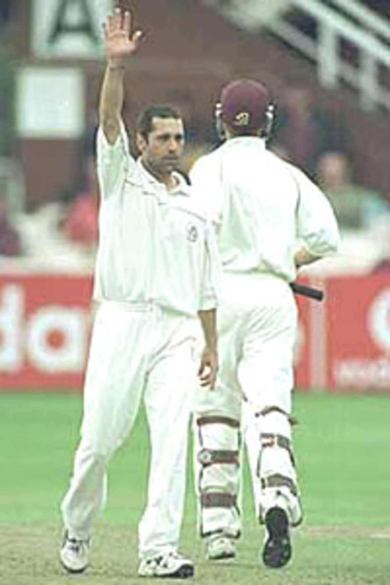 Joe Scuderi celebrates after dismissing Cox, PPP healthcare County Championship Division One, 2000, Somerset v Lancashire, County Ground, Taunton, 12-15 July 2000(Day 2).