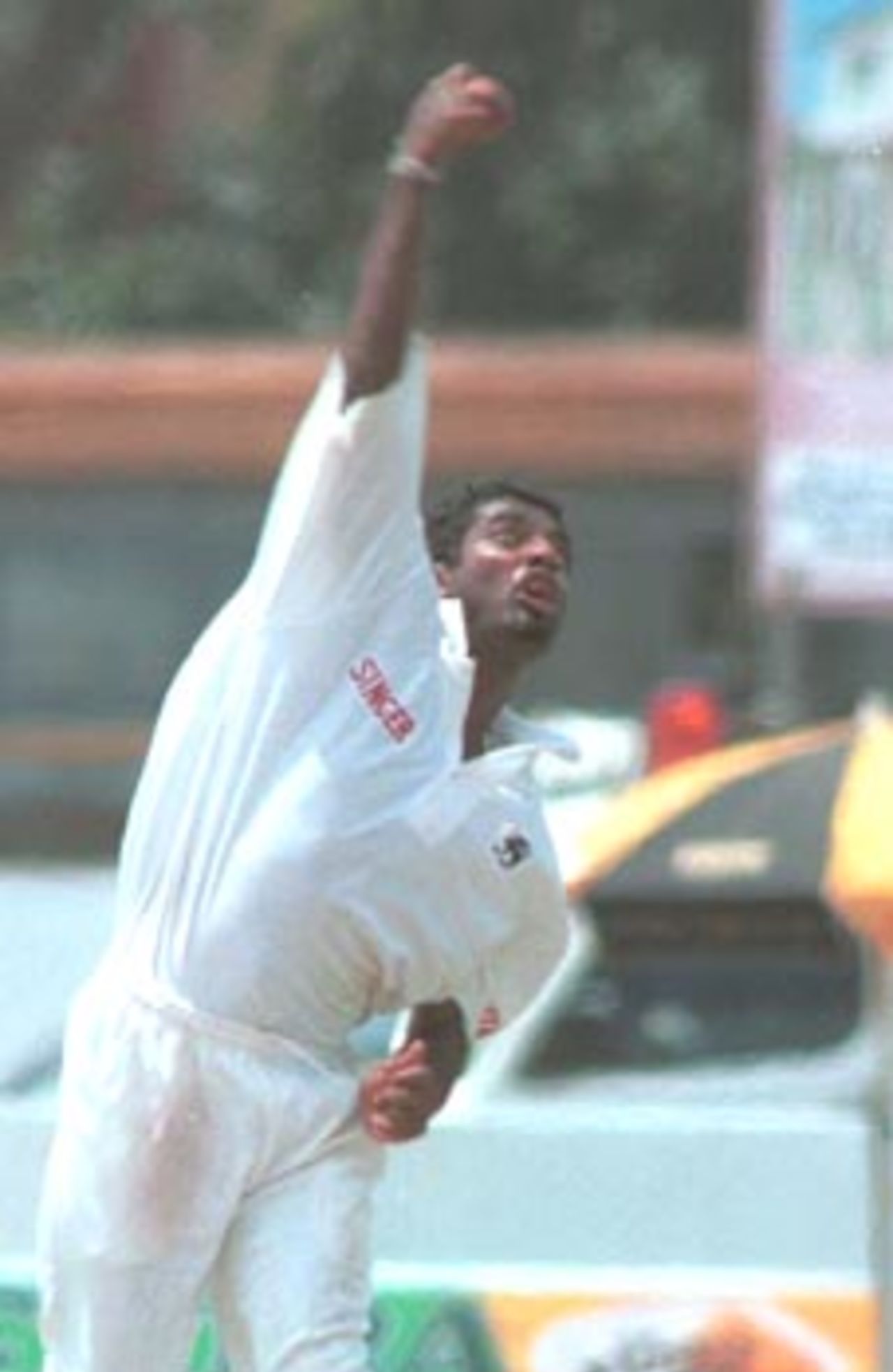 Muthiah Muralitharan about to deliver one of his lethal off spinners, South Africa in Sri Lanka, 2000/01, 1st Test, Sri Lanka v South Africa, Galle International Stadium, 20-24 July 2000 (Day 3).