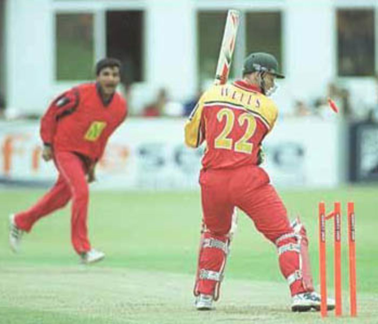 Ganguly shatters the defences of Vince Wells, National League Division One, 2000, Leicestershire v Lancashire, Grace Road, Leicester, 23 July 2000.