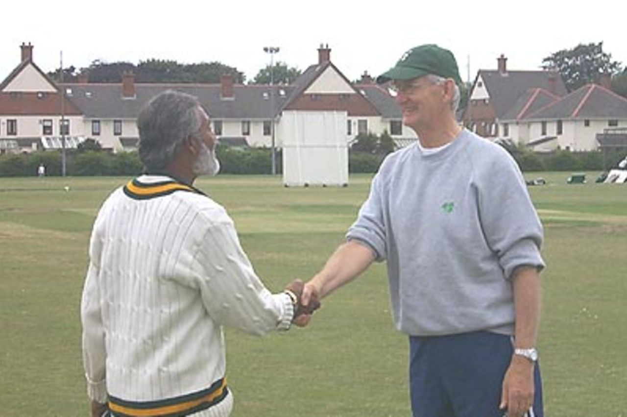 The two coaches shake hands after the match. Pakistan Women in Ireland, 2000, Third One-Day International, Ireland Women v Pakistan Women, Sydney Parade, Dublin, 27 July 2000