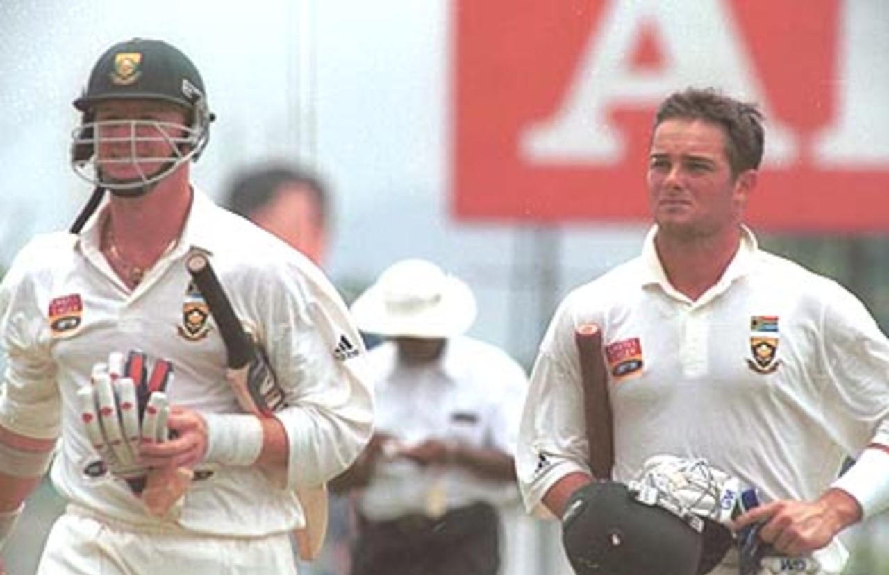 Klusener and Boucher return after pulling South Africa back into the game. South Africa in Sri Lanka 2000/01, 2nd Test, Sri Lanka v South Africa Asgiriya Stadium, Kandy, 30 July-03 August 2000 (Day 1)