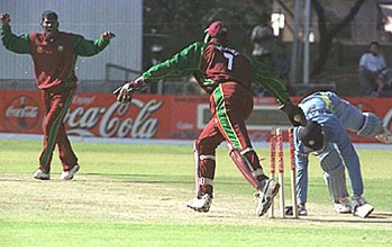 30 June 2001: Coca-Cola Cup (Zimbabwe) 2001, 4th Match, India v West Indies, Queens Sports Club, Bulawayo