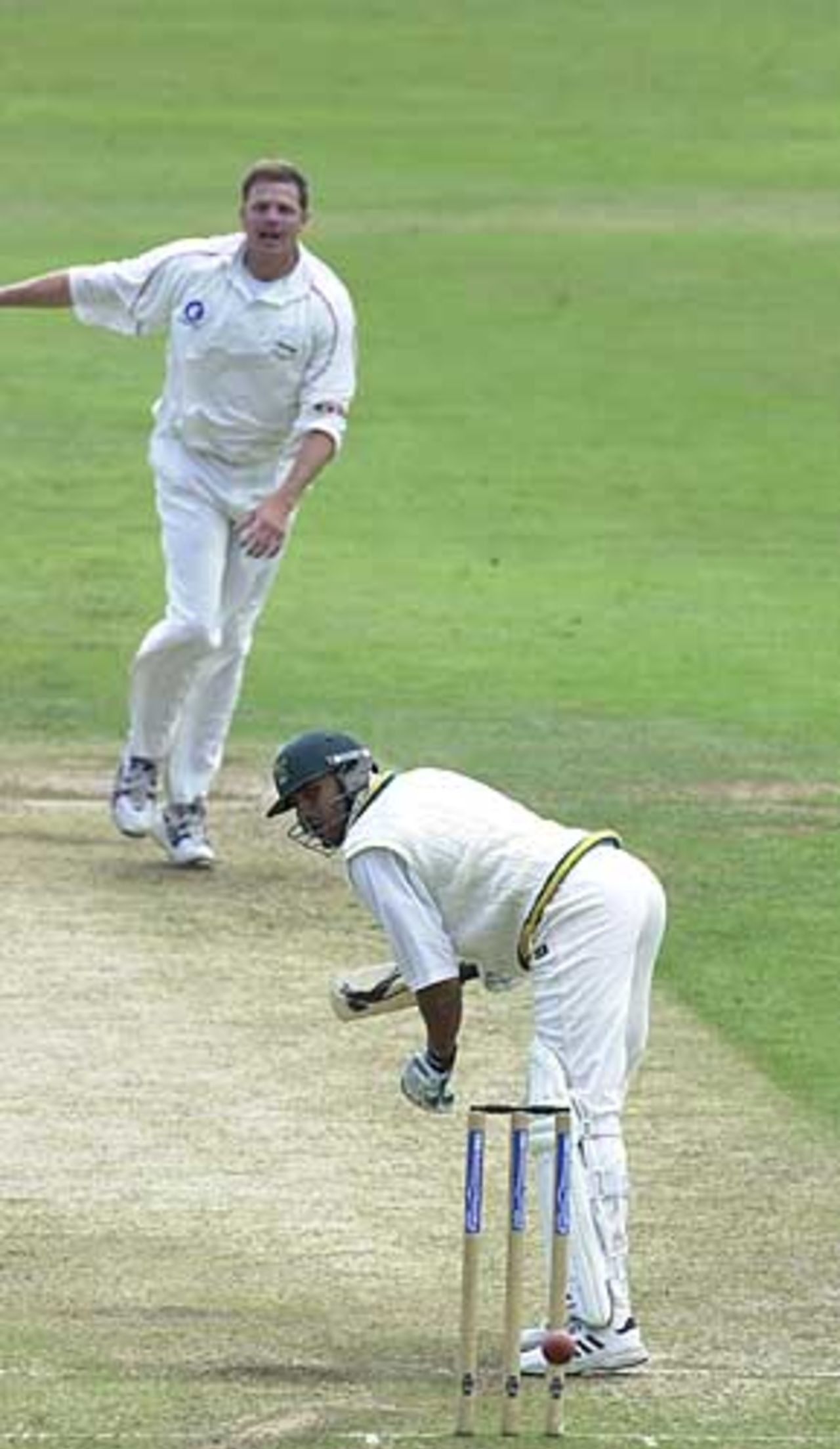 Notts v Leics, Cheltenham and Gloucester Trophy , 11th July 2001, Nottingham