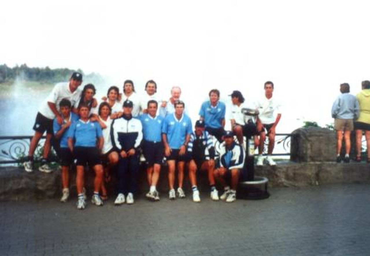 Argentina at Niagara Falls before 2001 ICC Trophy