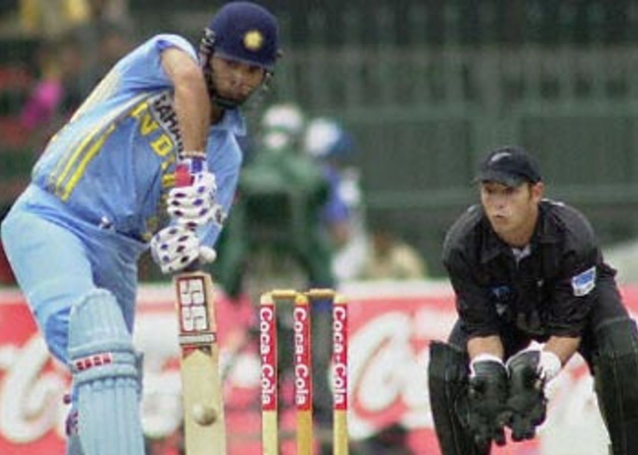 26 July 2001: Coca-Cola Cup (Sri Lanka) 2001, 5th Match, India v New Zealand, R.Premadasa Stadium, Khettarama, Colombo