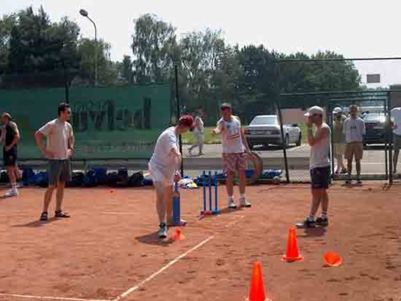 Explaining the straight bat shot