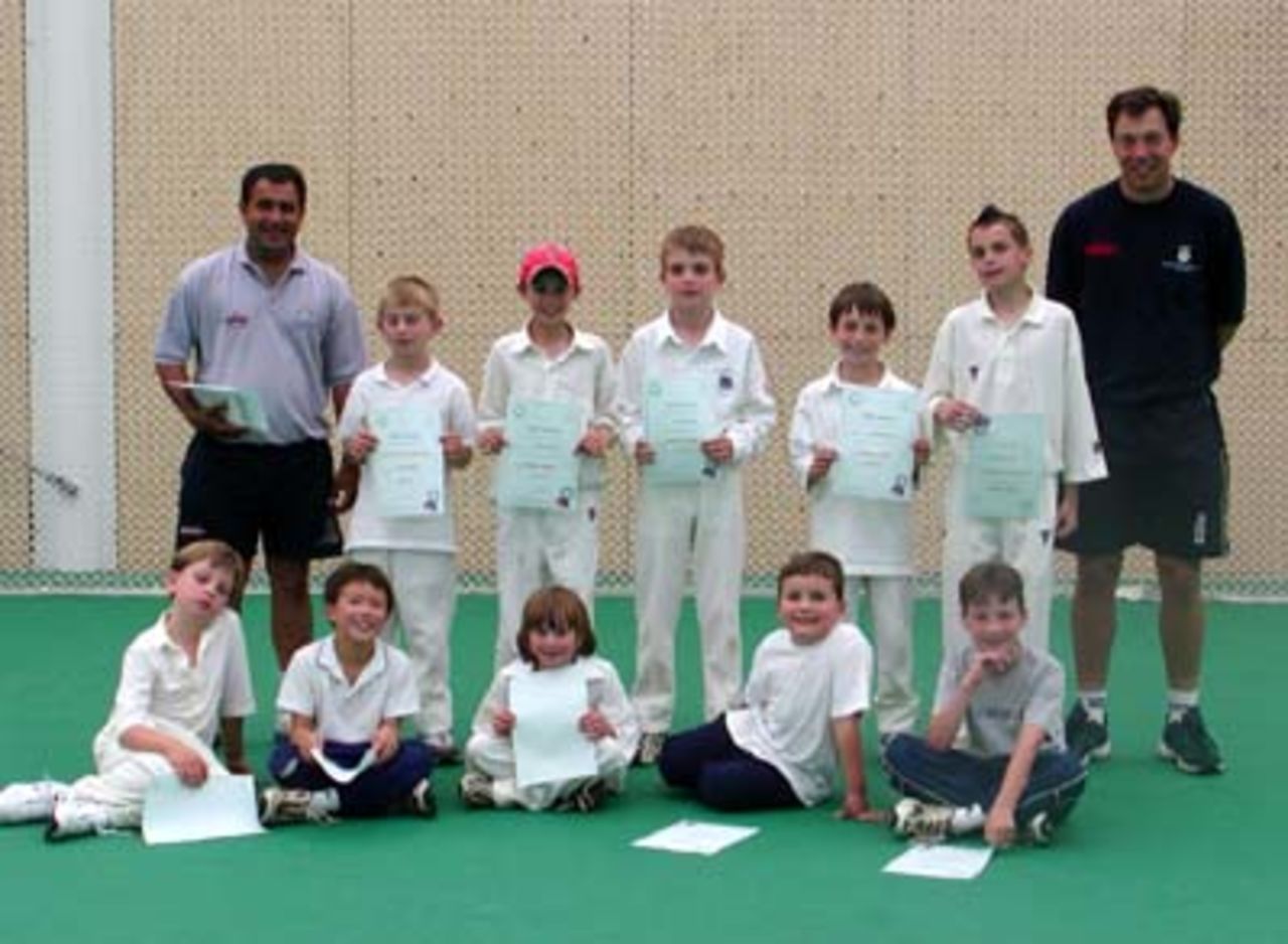 Ray Maru's group receiving their certificates