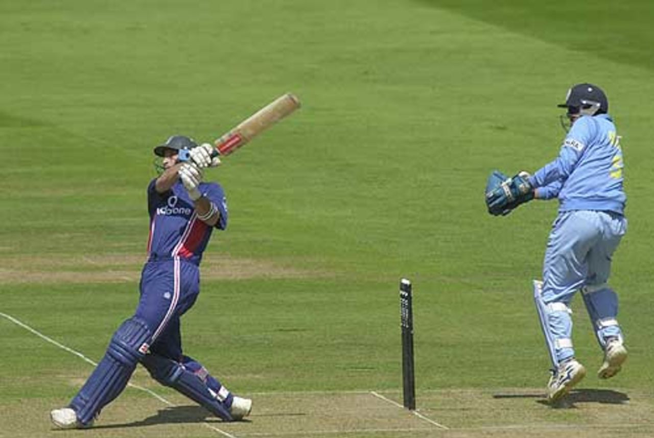 Nasser Hussain launches another boundary on his way to his maiden first ODI hundred, NatWest Series Final, 13th July 2002