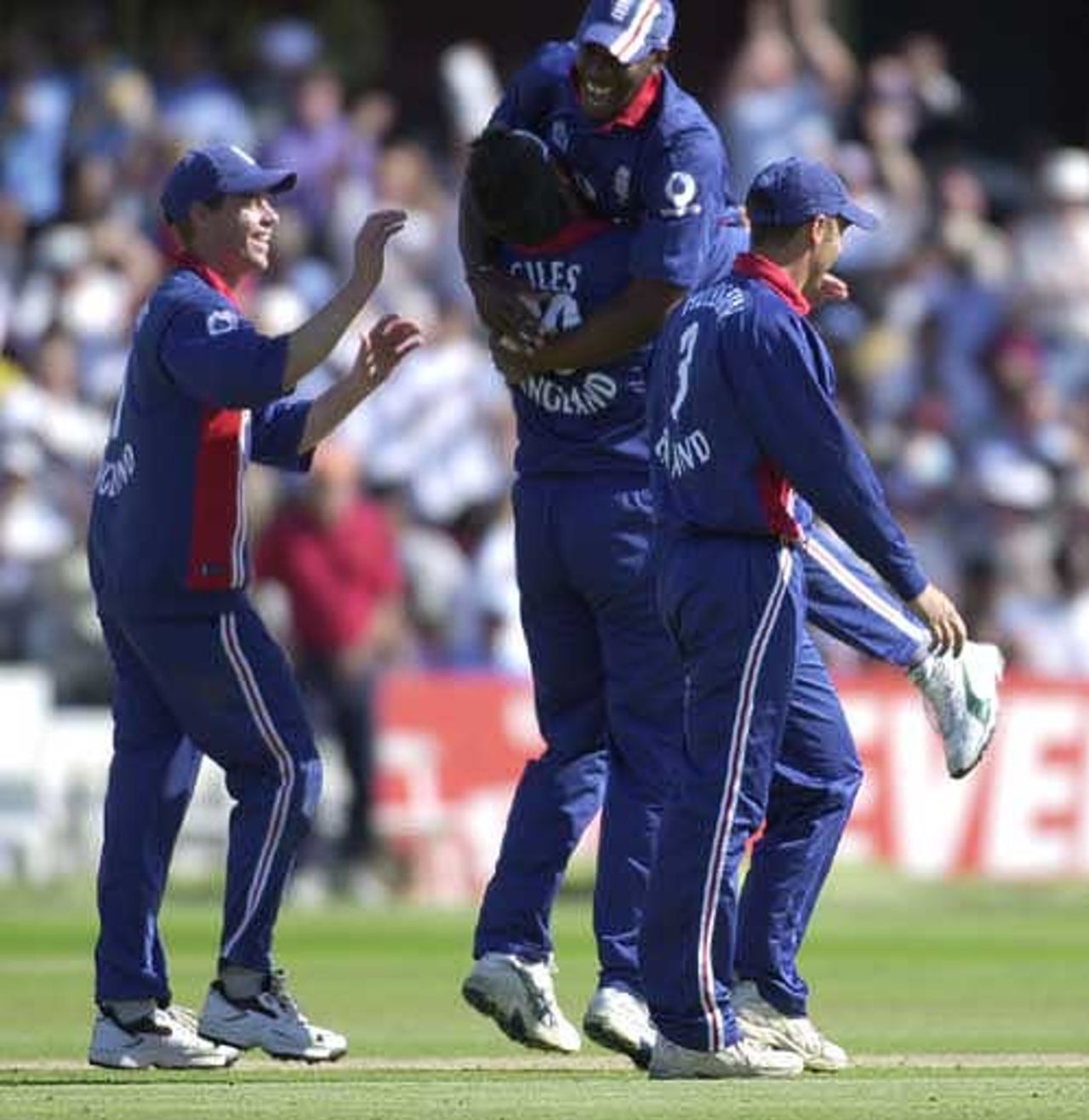 Tudor and Giles celebrate the wicket of Tendulkar at the NatWest final, Lords 2002