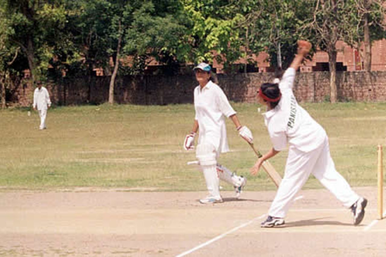 Captain PWCA and off-spinner Attiya Amin bowling, LCCA Ground, Lahore