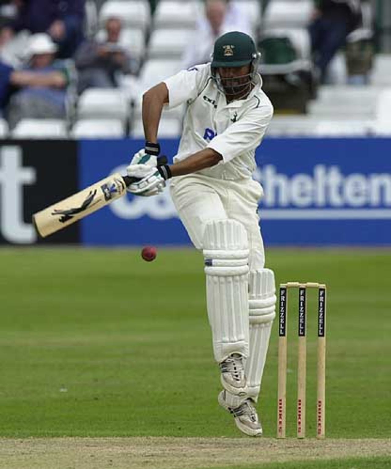 Derbys v Notts, Frizzell County Championship, DIv 2 , County Ground Derby 20 July 2002