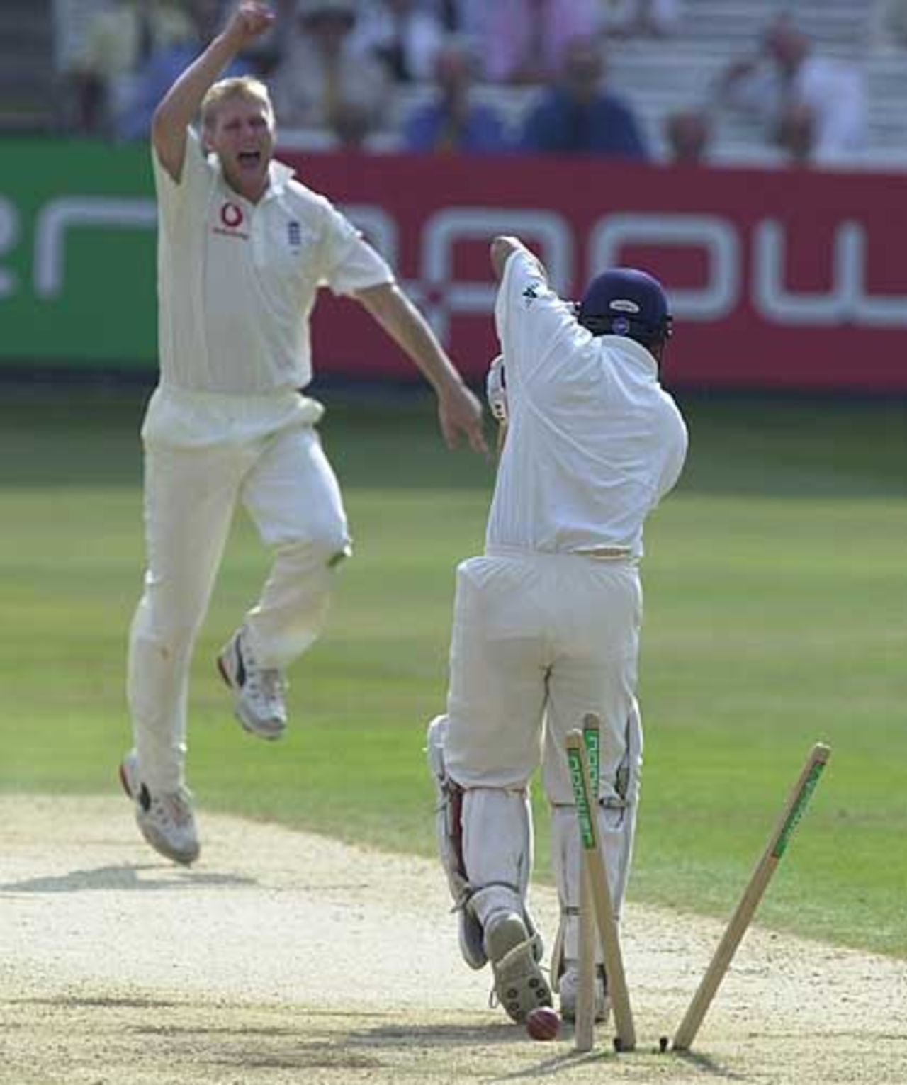Tendulkar clean bowled by Hoggard, England v India 1st npower Test at Lord's
