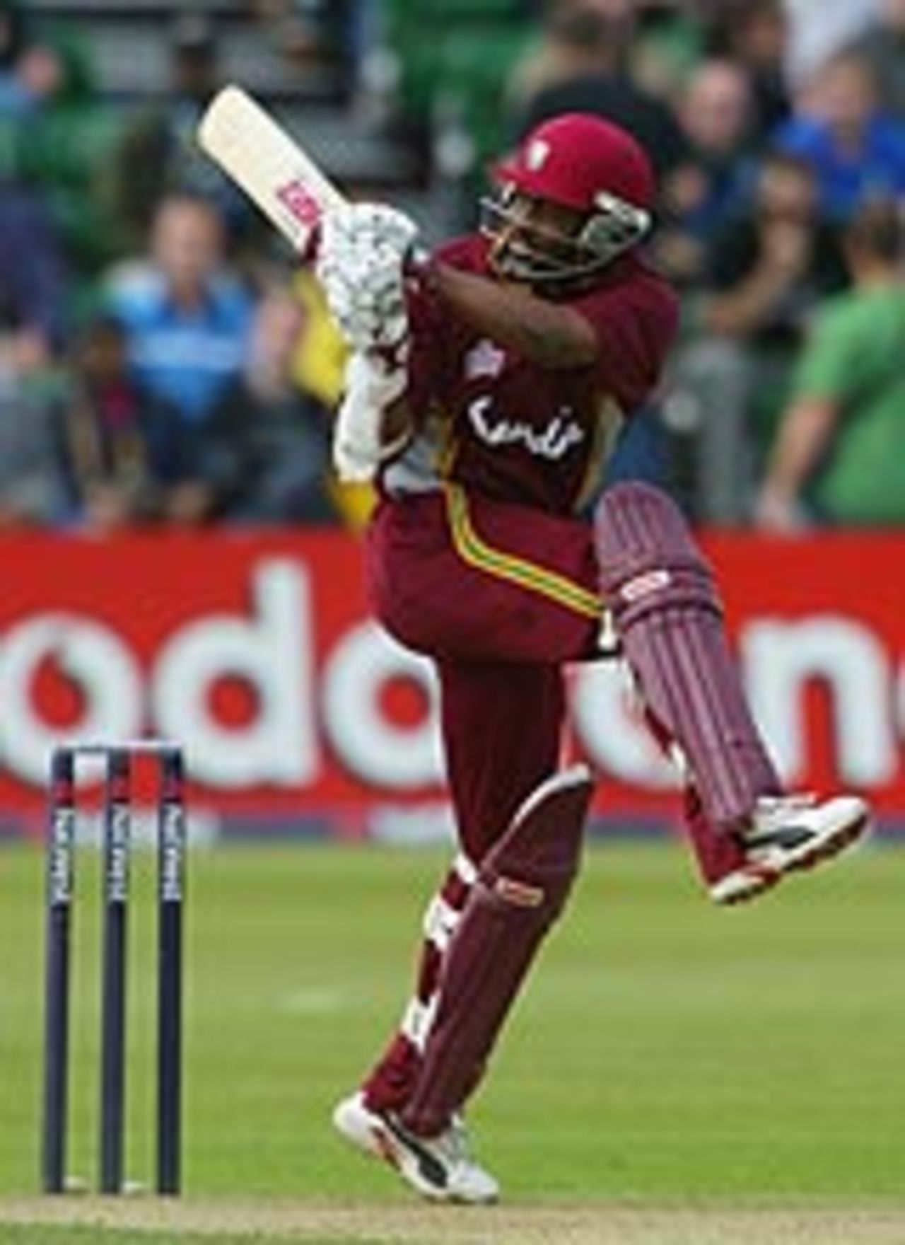 Brian Lara pulls for four during his 58 against New Zealand at Cardiff, NatWest Series, July 3, 2004