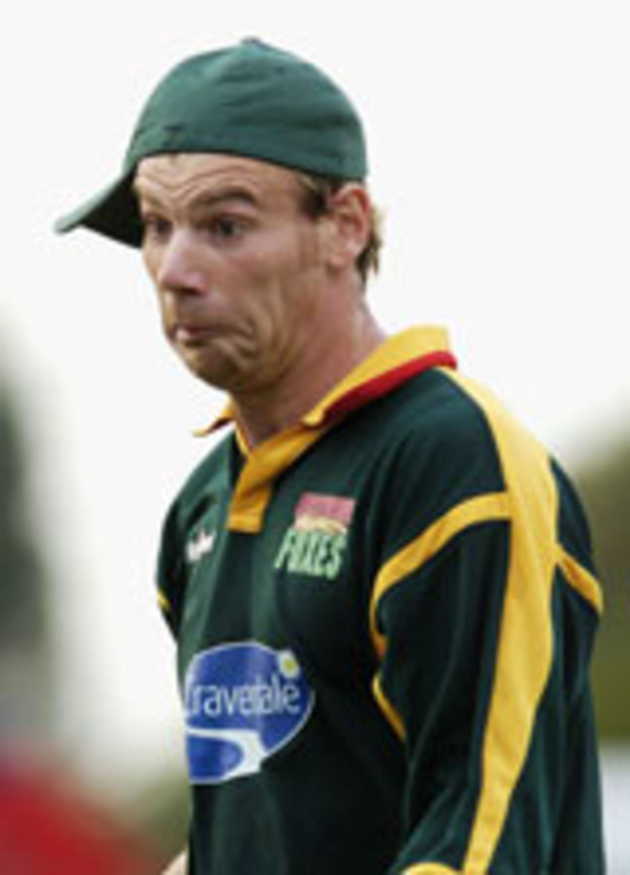 Charlie Dagnall pulls a funny face, Leicestershire v Notts, Twenty20 Cup, Grace Road, July 13, 2004