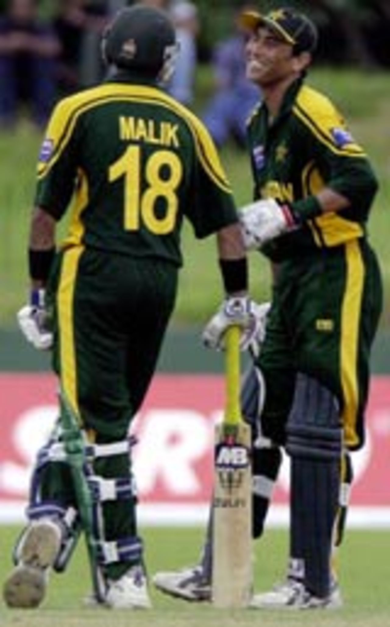Shoaib Malik and Younis Khan made merry against a gentle Hong Kong attack, Pakistan v Hong Kong, Asia Cup, 5th match, Colombo, July 18, 2004