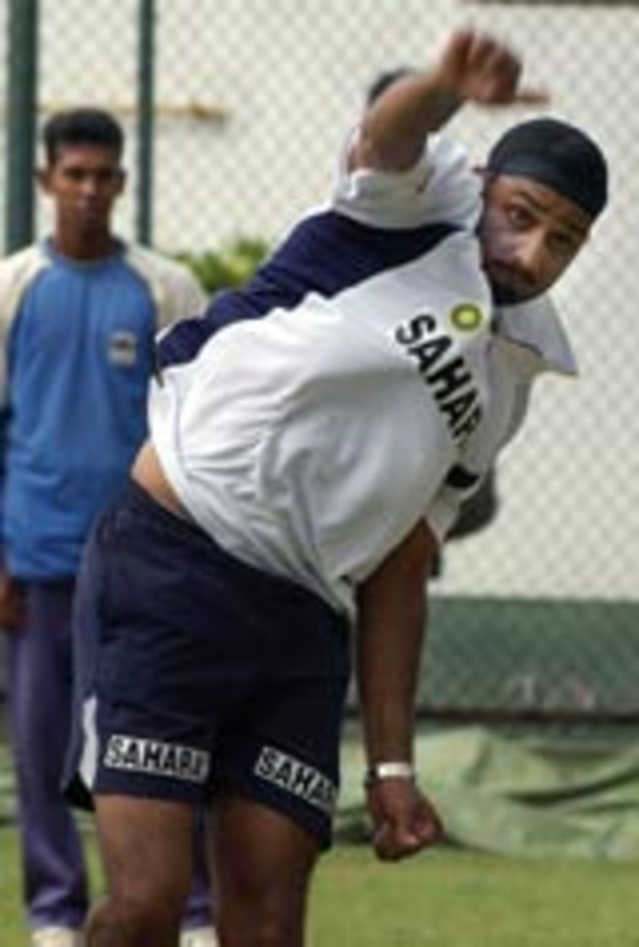 Harbhajan Singh bowling in the nets, Asia Cup, July 20, 2004