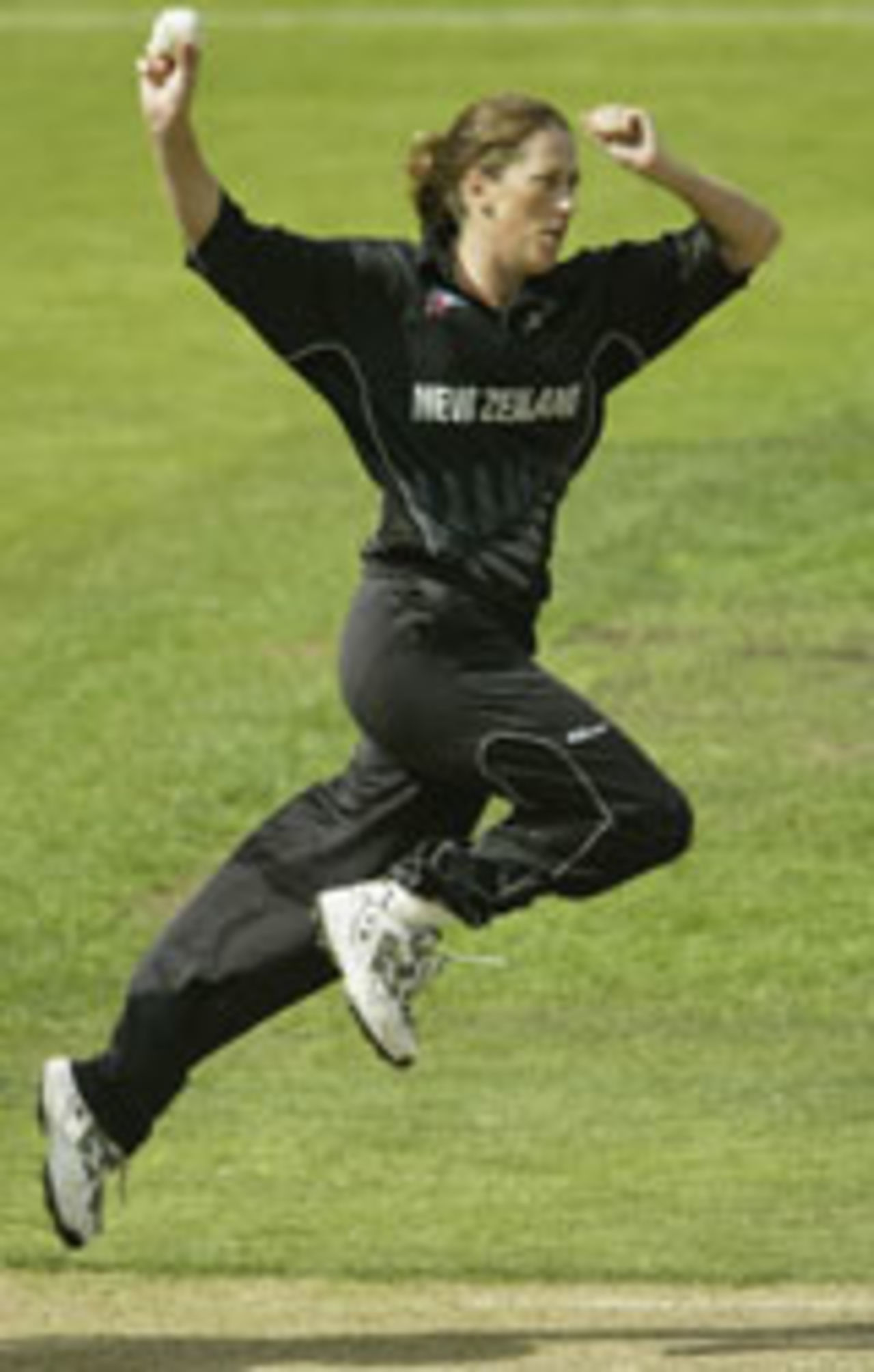 Helen Watson bowling, New Zealand v Australia, Bellerive Oval, February 27, 2004