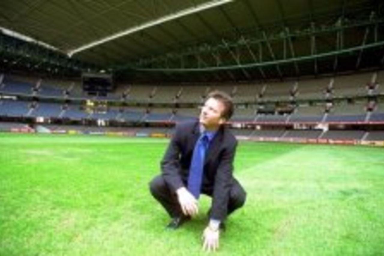 14 Jul 2000: Steve Waugh, Australian Cricket Captain, inspects facilities at Colonial Stadium in preparation for the upcoming Challege 2000 Indoor Cricket Series at Colonial Stadium, in Melbourne, Australia.