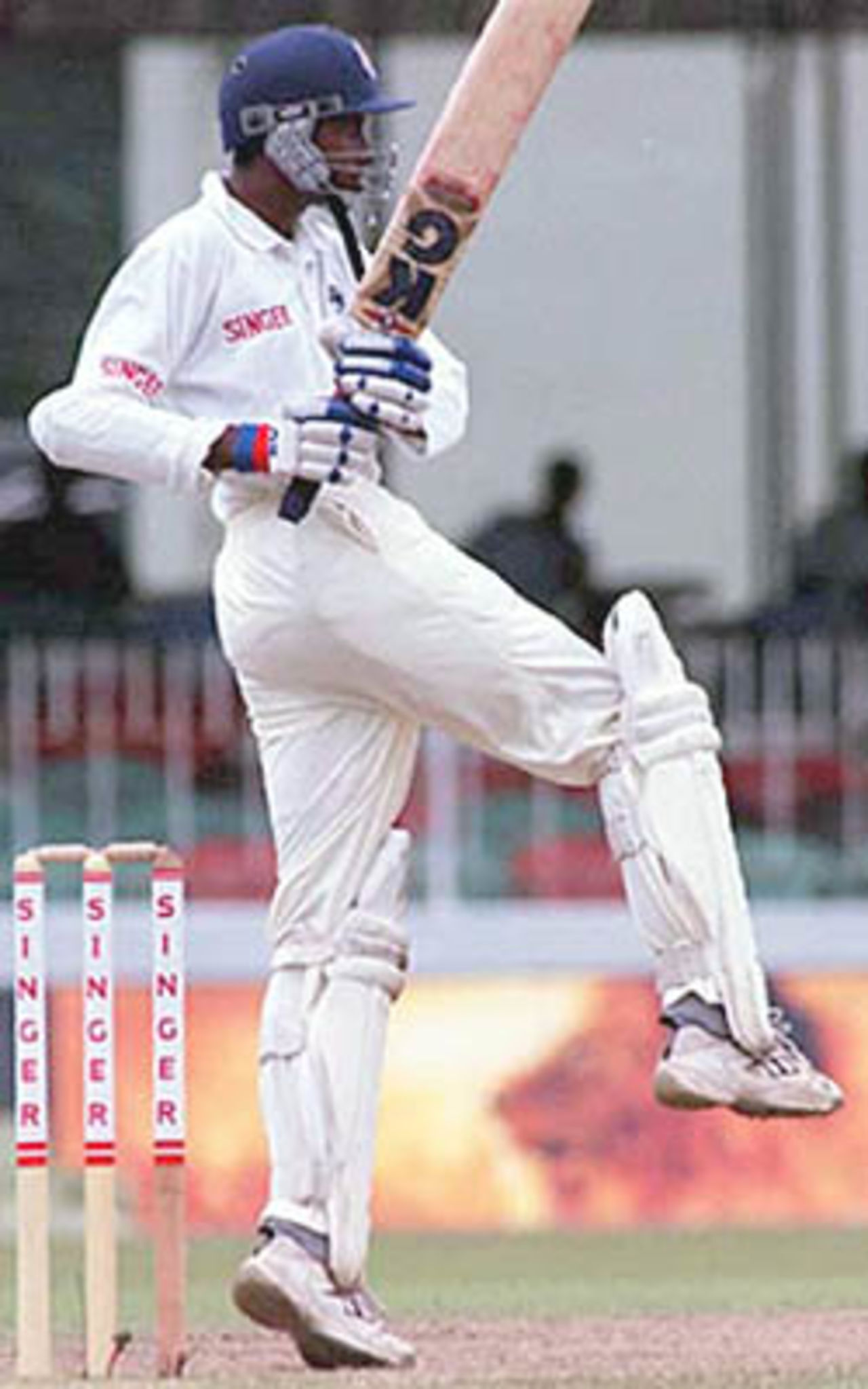 Russel Arnold plays a powerful pull shot, South Africa in Sri Lanka, 2000/01, 3rd Test, Sri Lanka v South Africa, Sinhalese Sports Club Ground, Colombo, 06-10 August 2000 (Day 2).