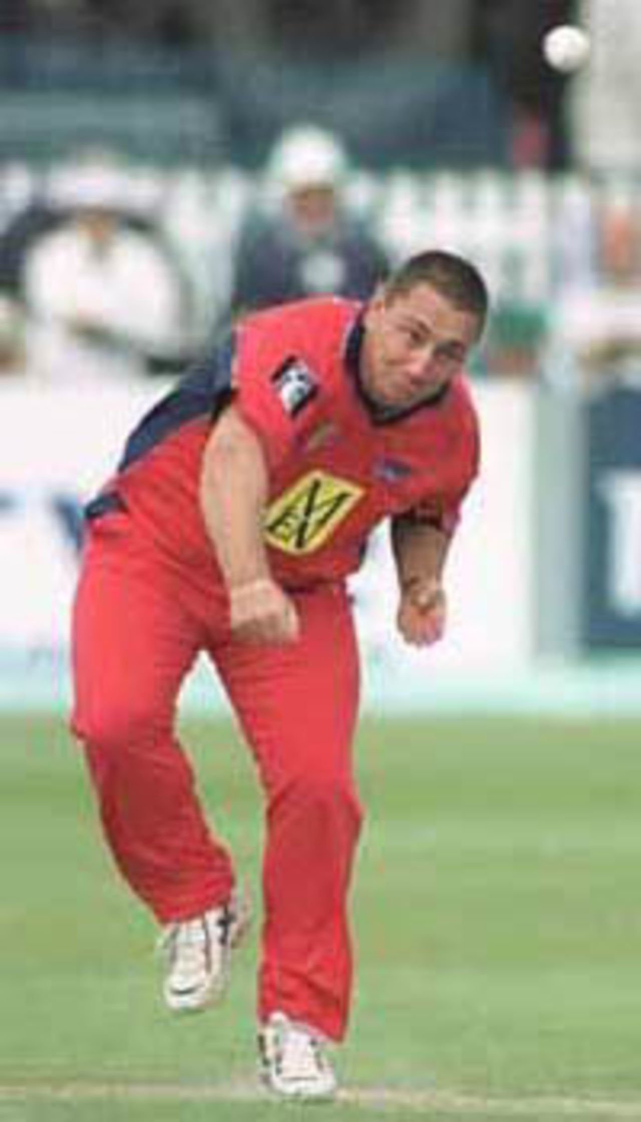 Ian Austin in action against Sussex at Brighton, National League Division One, 2000, Sussex v Lancashire, New County Ground, Hove, Brighton, 07 August 2000.