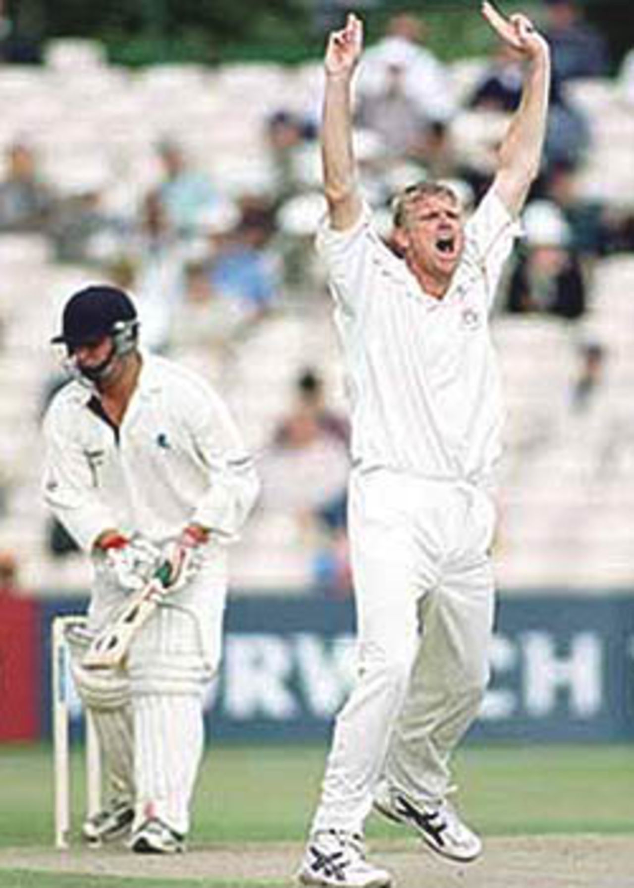 Peter Martin traps Richard Key LBW, PPP healthcare County Championship Division One, 2000, Lancashire v Kent, Old Trafford, Manchester, 17-20 August 2000(Day 1).