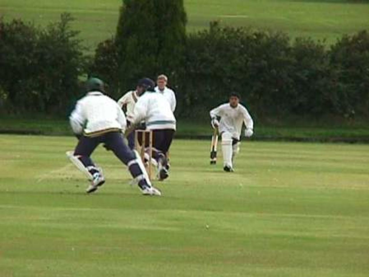 Early action from the final as Liaquat Khan faces Matloob Khan
