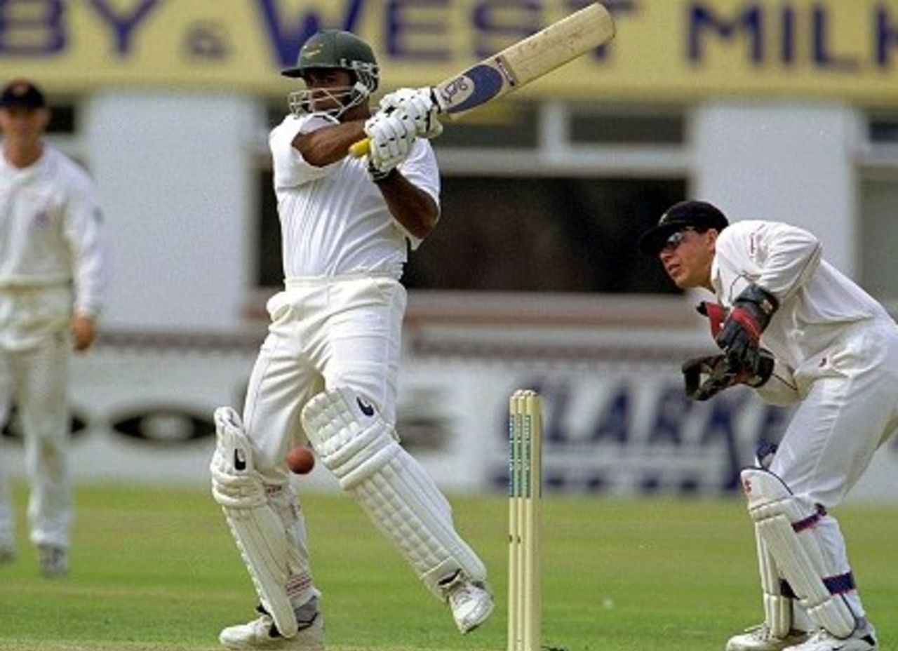 22 Aug 2000: Aftab Habib of Leicestershire batting against Lancashire in the PPP healthcare County Championship match at Leicester. Habib was eventually dismissed for 93 after he was caught by Michael Atherton off Chris Schofield.