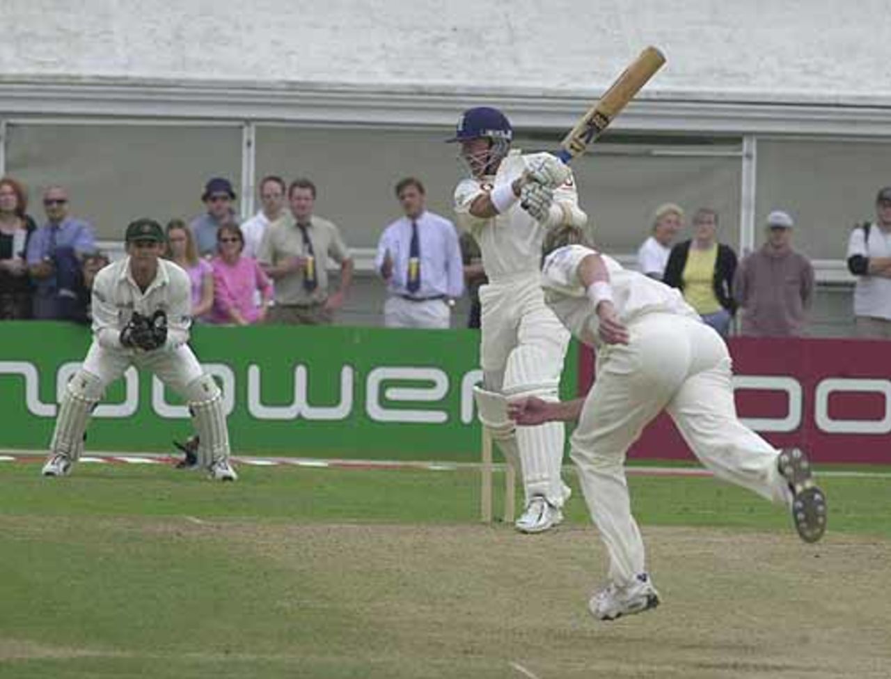 Stewart cracks Lee through the off side for four, England v Australia, The Ashes 4th npower Test, Leeds, 16-20 Aug 2001