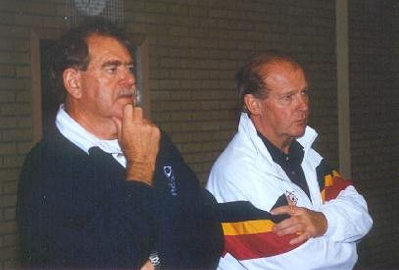Terry Jenner with B Walsh, coaching workshops in Belfast, 20-21 August 2001