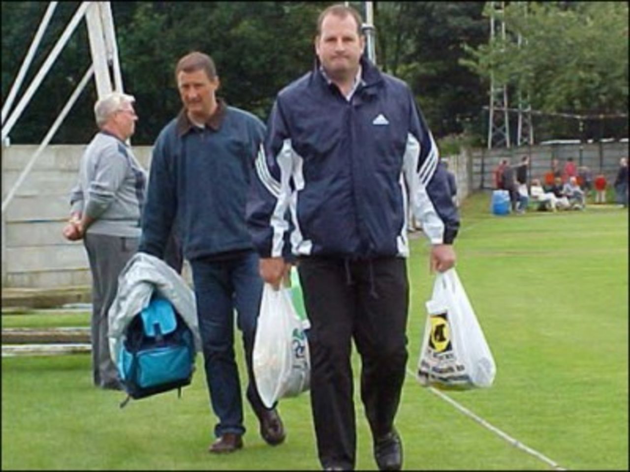 Worsley Cup 2002: The heavy mob from Bacup arrive