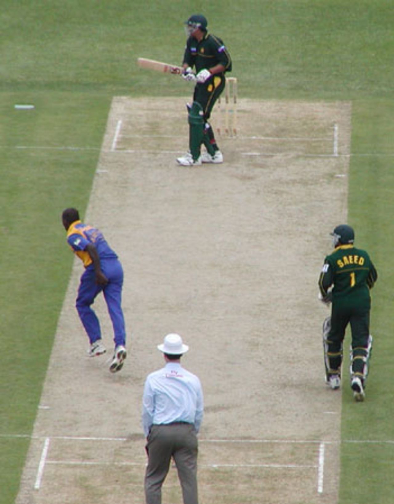 Inzamam cuts to point, Morocco Cup, 2nd ODI at Tangiers, Pakistan v Sri Lanka, 14 Aug 2002