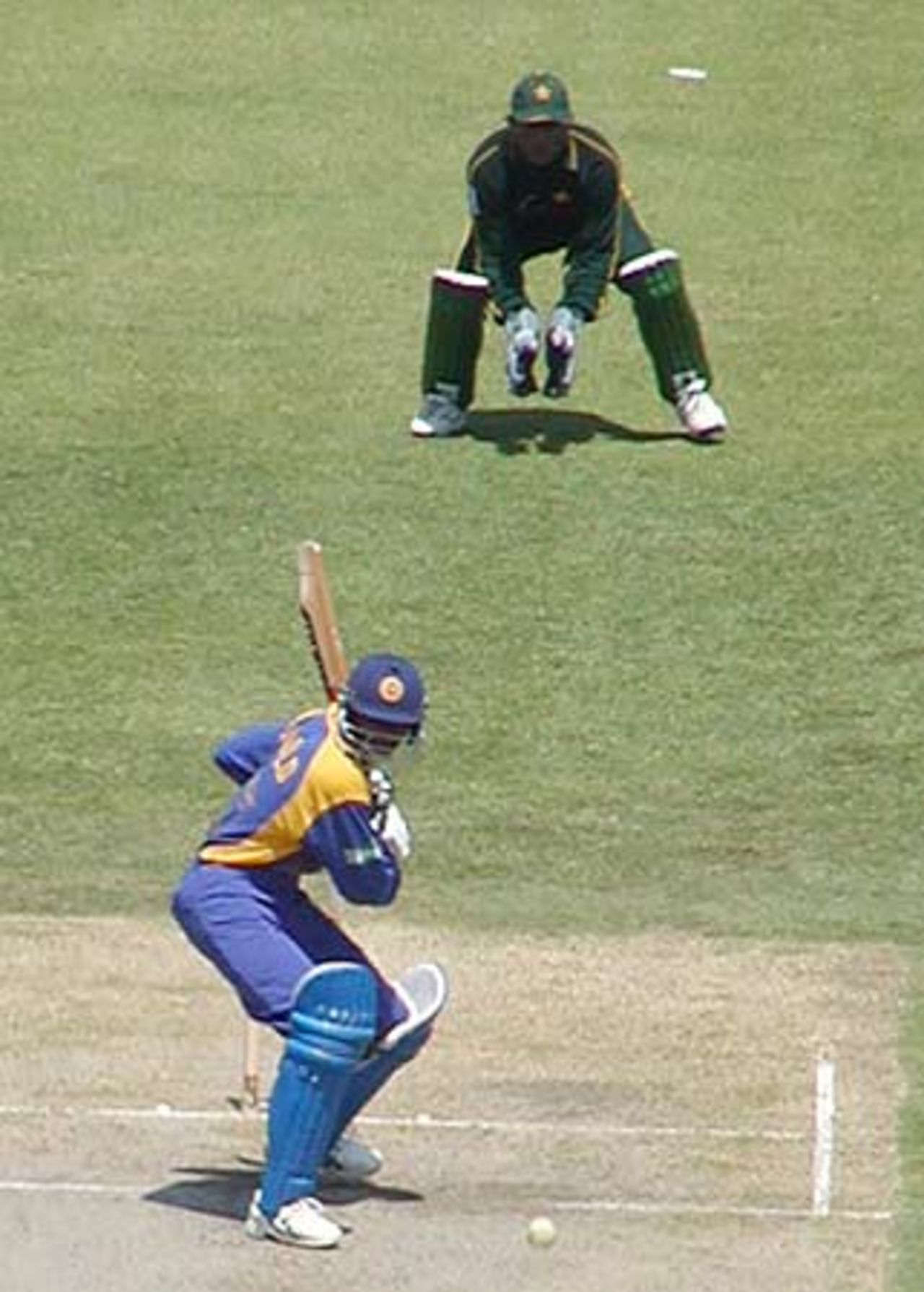 Russel Arnold batting, Morocco Cup, 4th ODI at Tangiers, Pakistan v Sri Lanka, 17 Aug 2002