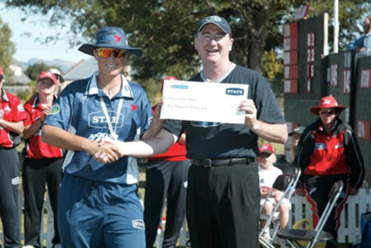 Auckland women's player Rebecca Rolls receives the Player of the Match award. State League Final: Canterbury Women v Auckland Women at Redwood Park, Christchurch, 22 February 2003.