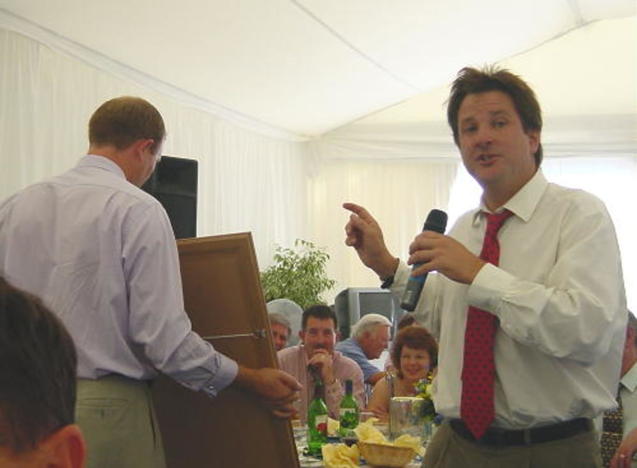 Mark Nicholas the auctioneer, Shaun Udal assists