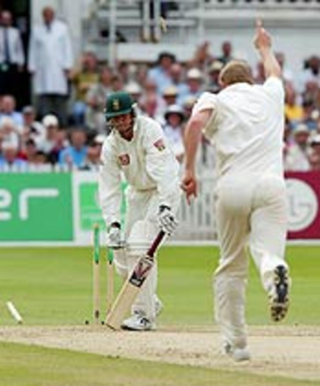 Andrew Flintoff bowls Shaun Pollock, England v South Africa, 3rd Test, August 18, 2003