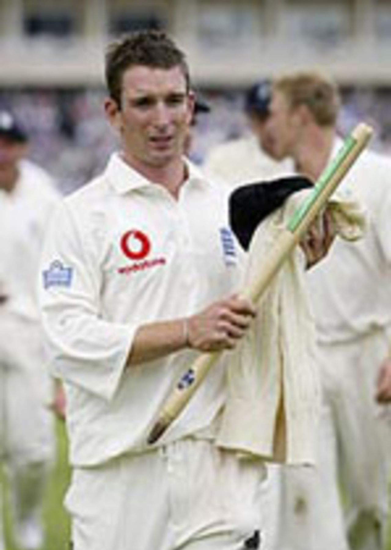 James Kirtley with souvenir stump, England v South Africa, 3rd Test, August 18, 2003