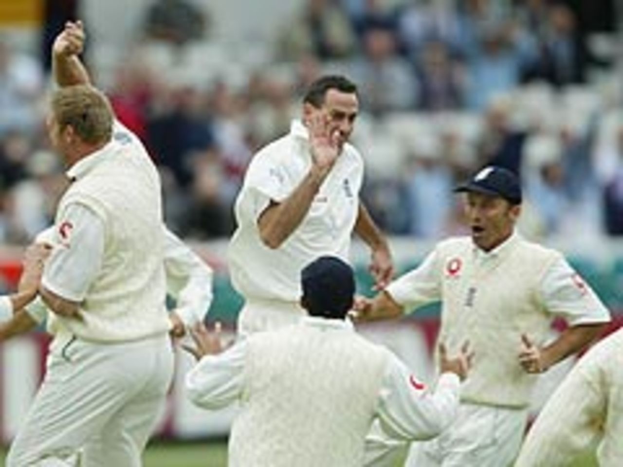Martin Bicknell celebrates dismissing Herschelle Gibbs, England v South Africa, 4th Test, August 20, 2003