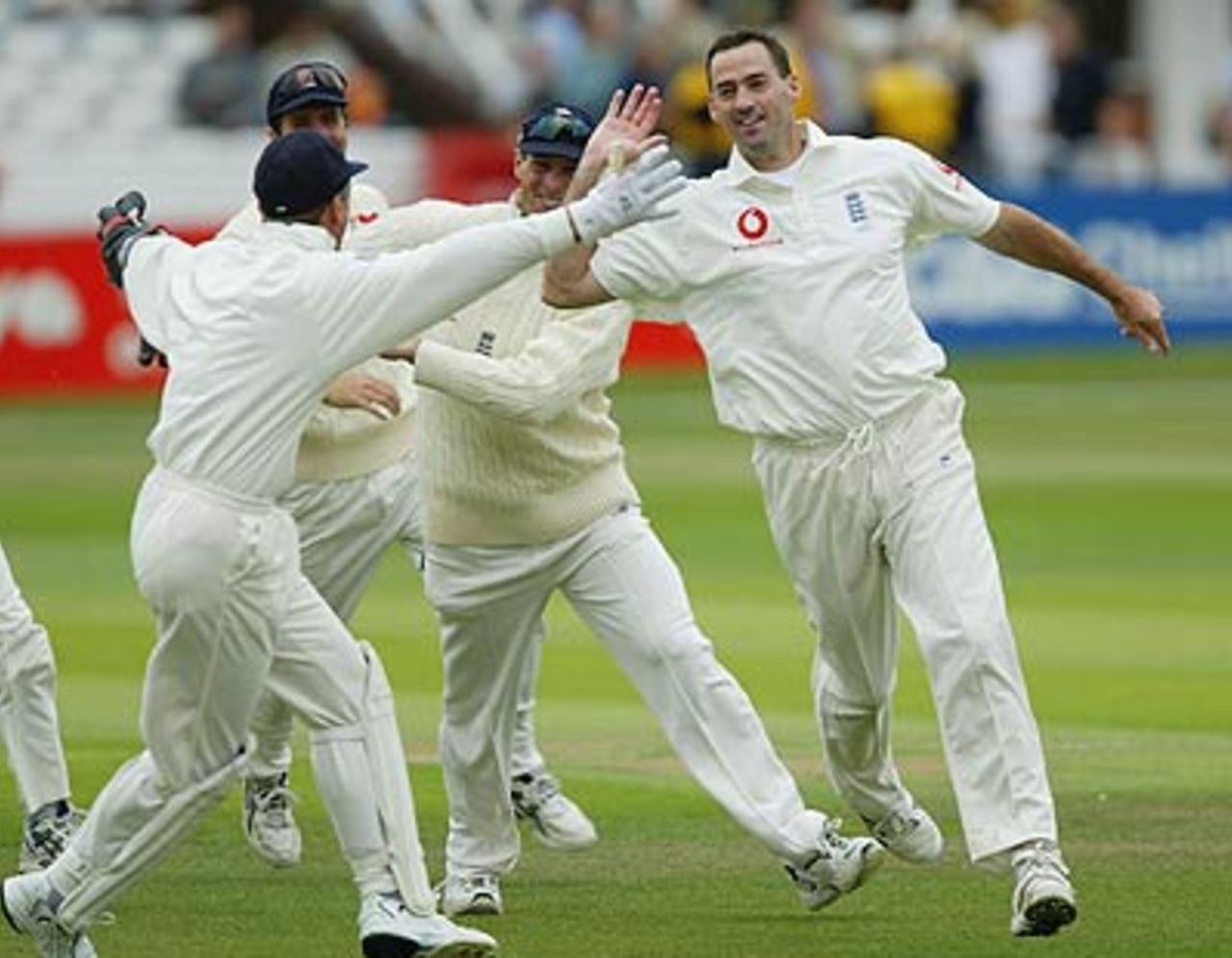 Martin Bicknell celebrates dismissing Herschelle Gibbs, England v South Africa, 4th Test, August 20, 2003