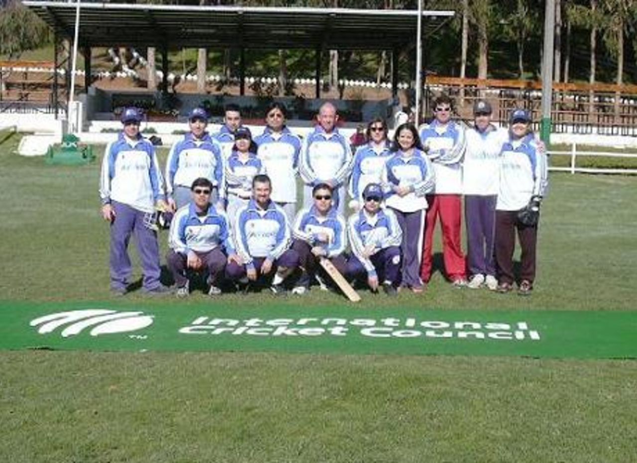 GasValpo team at the Carinbineros complex in Reñaca Alto