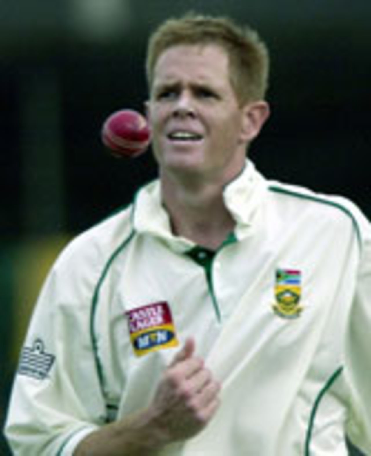 Shaun Pollock with the ball, Sri Lanka v South Africa, 1st Test, Galle, August 4, 2004