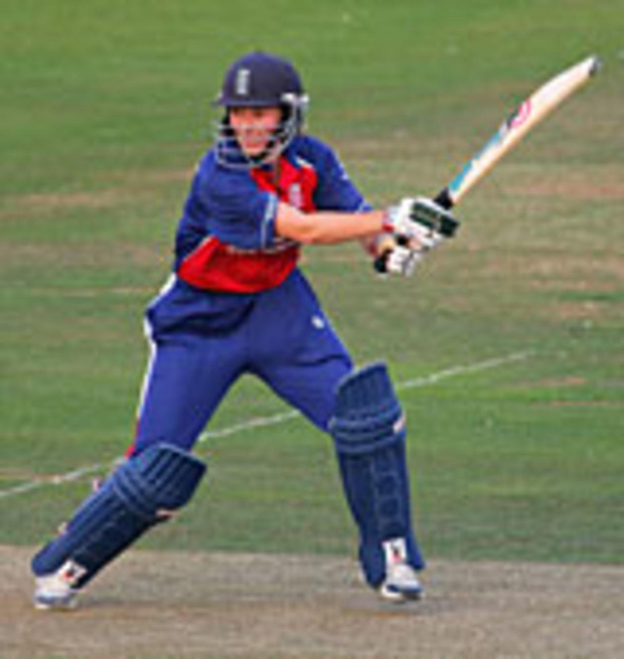 Charlotte Edwards on her way to 34, England v New Zealand, Twenty20, Hove, August 5, 2004