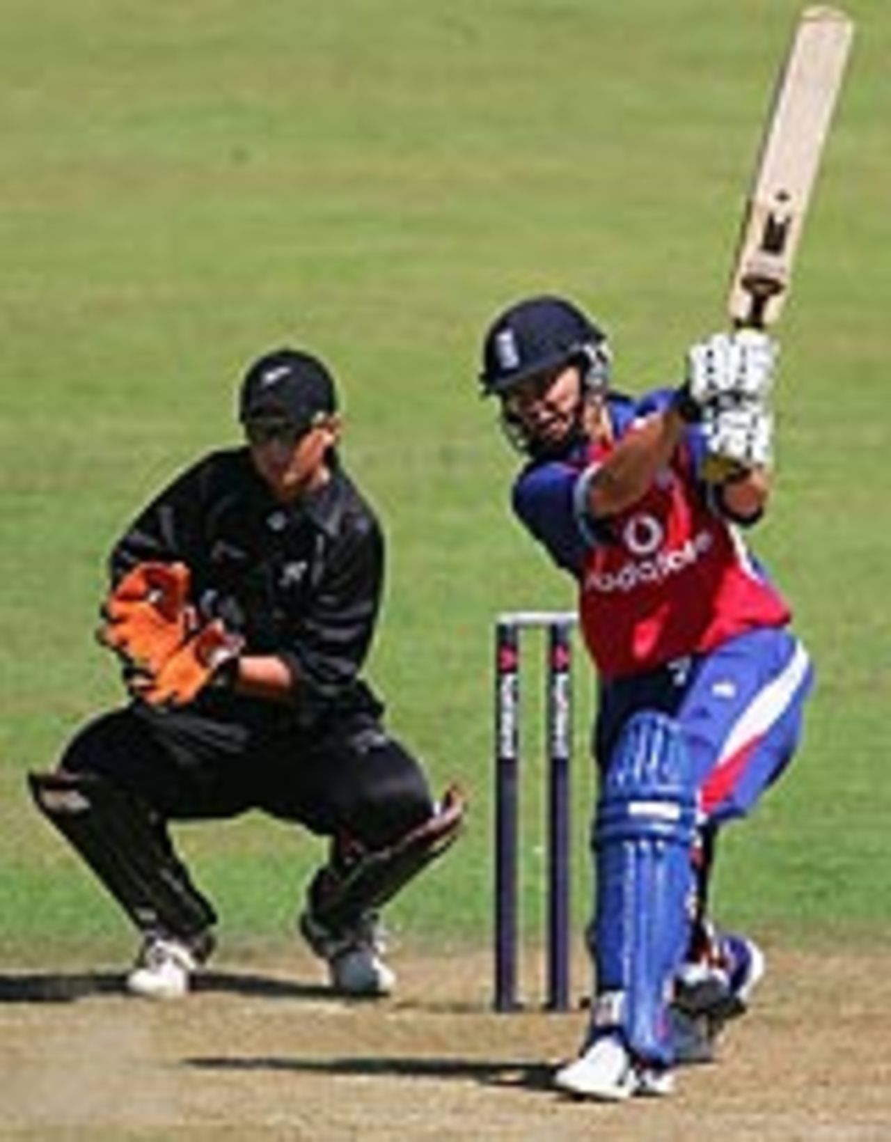 Clare Connor drives, England v New Zealand, first one-day international, Hove, August 6, 2004