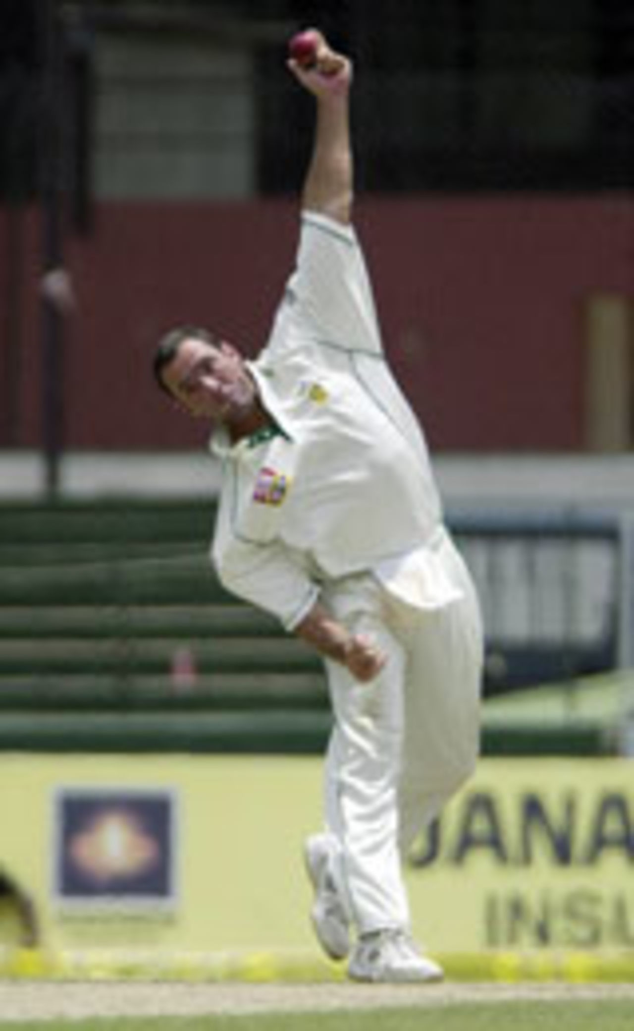 Nicky Boje bowling, Sri Lanka v South Africa, 2nd Test, Colombo, August 11, 2004