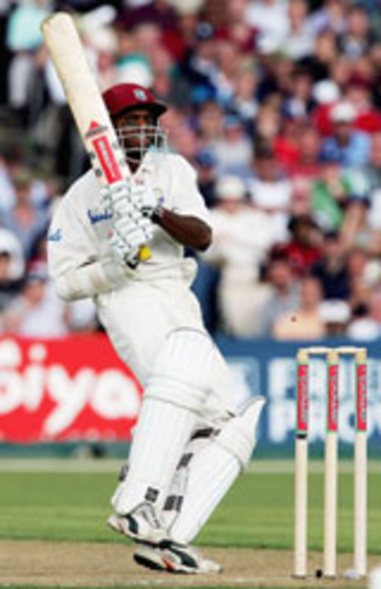 Shivnarine Chanderpaul pulls, England v West Indies, 3rd Test, Old Trafford, August 12, 2004