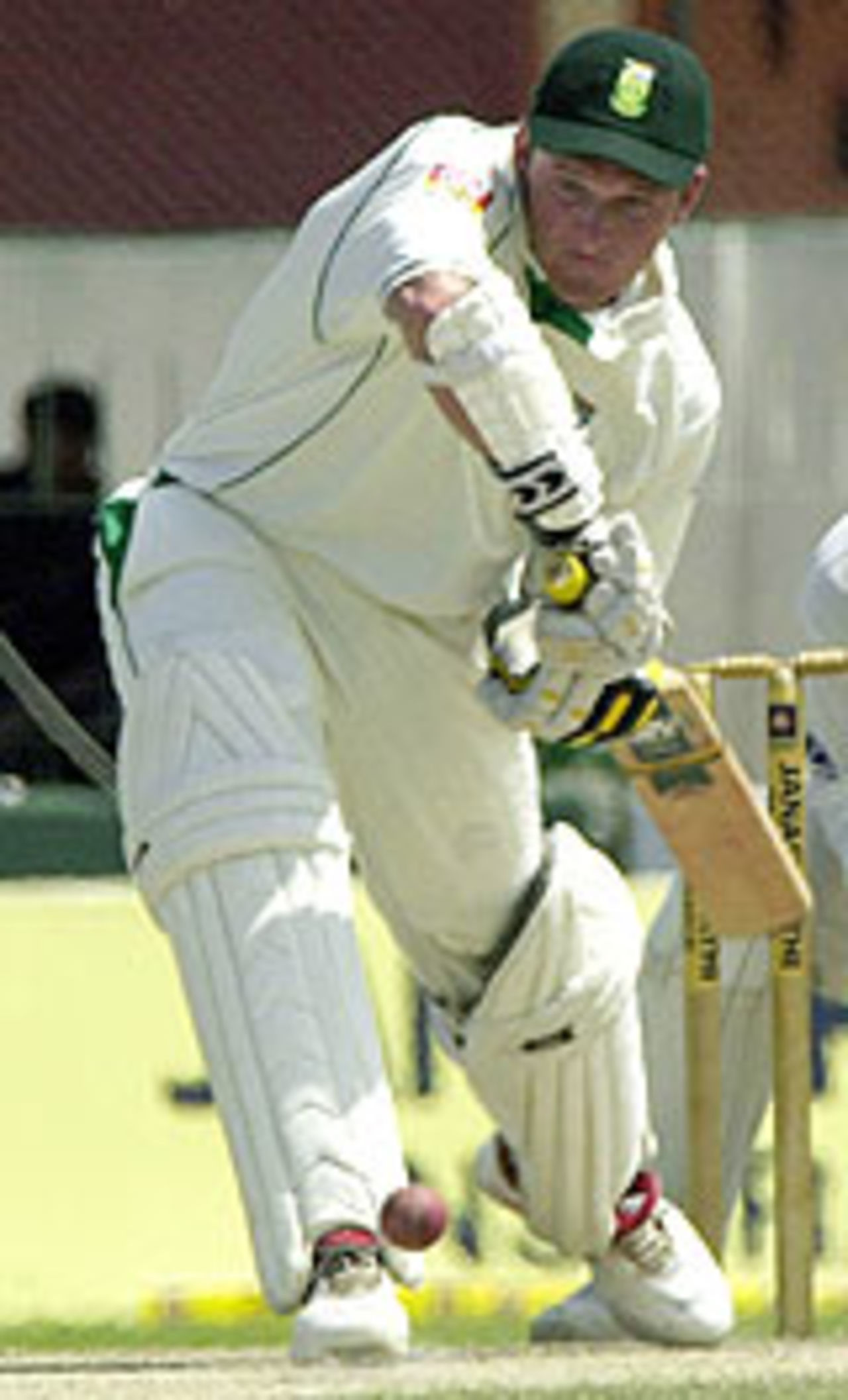Graeme Smith on his way to 65, Sri Lanka v South Africa, 2nd Test, 3rd day, Colombo, August 13, 2004