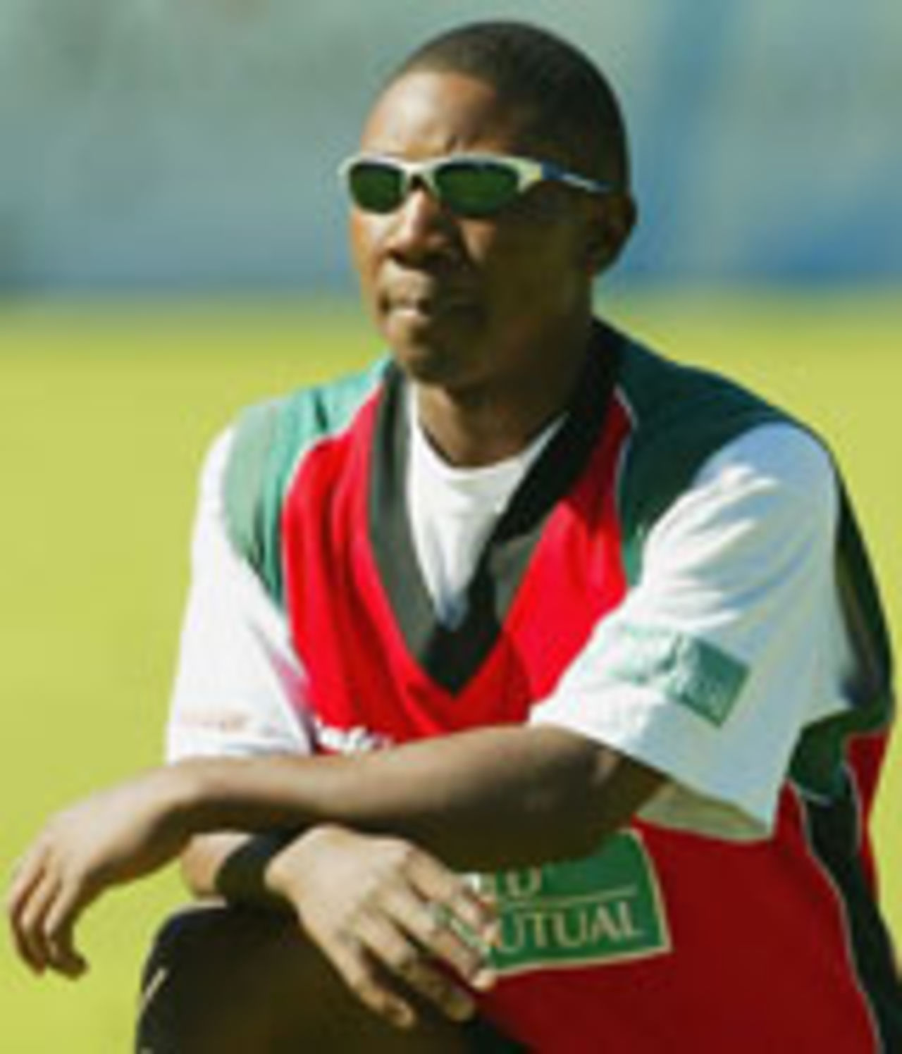 Tatenda Taibu warms up at Harare Sports Club, May 24 2004
