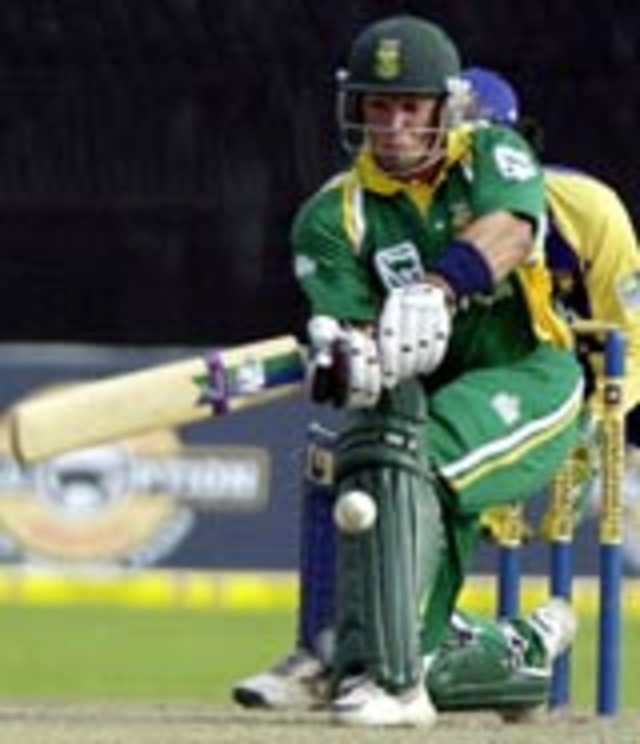 Mark Boucher sweeps, South Africa v Sri Lanka, 1st ODI, Colombo, August 20 2004