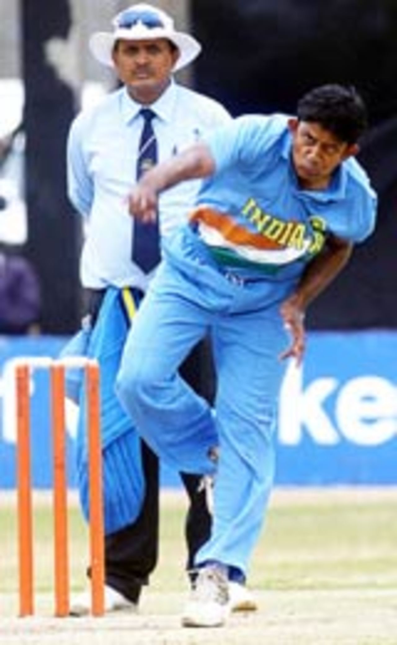 Sairaj Bahutule bowls for India A, India A v Pakistan A, Final, Kenya triseries, Nairobi, August 21, 2001