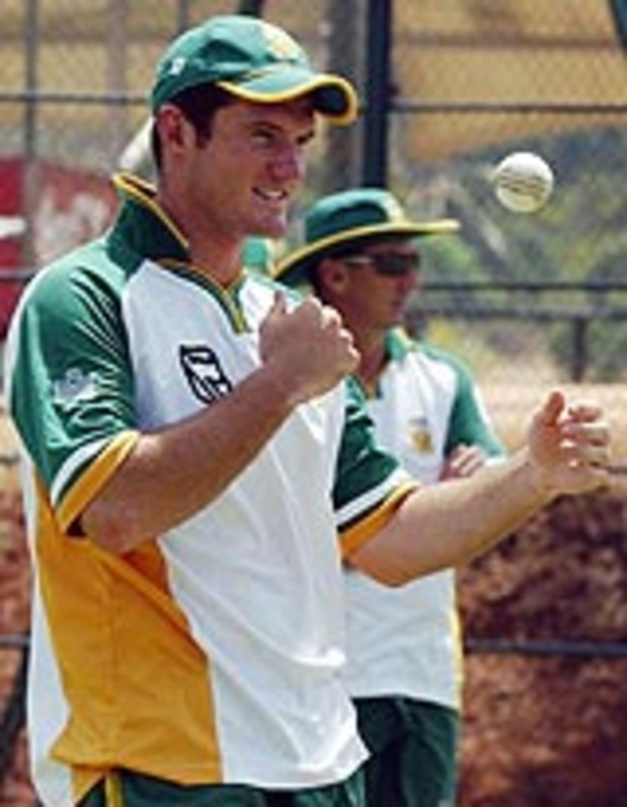 Graeme Smith in the nets at Dambulla, ahead of the third one-day international against Sri Lanka, August 24, 2004