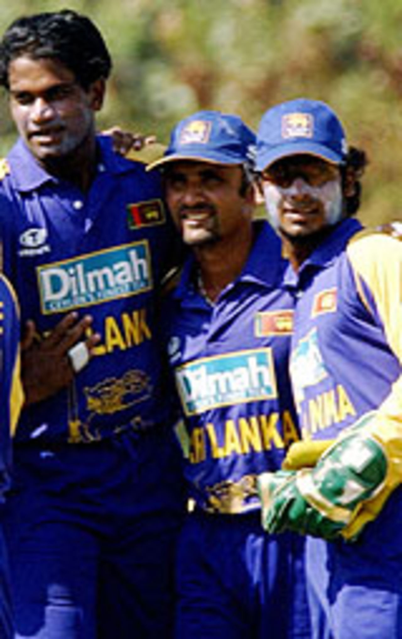 Nuwan Zoysa celebrates the wicket of Lance Klusener, Sri Lanka v South Africa, 3rd ODI, Dambulla, August 25, 2004